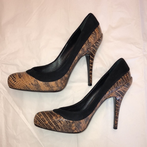 Christian Dior Animal Print Stiletto Heels with Suede Trim, Size 38/8. - Picture 4 of 16